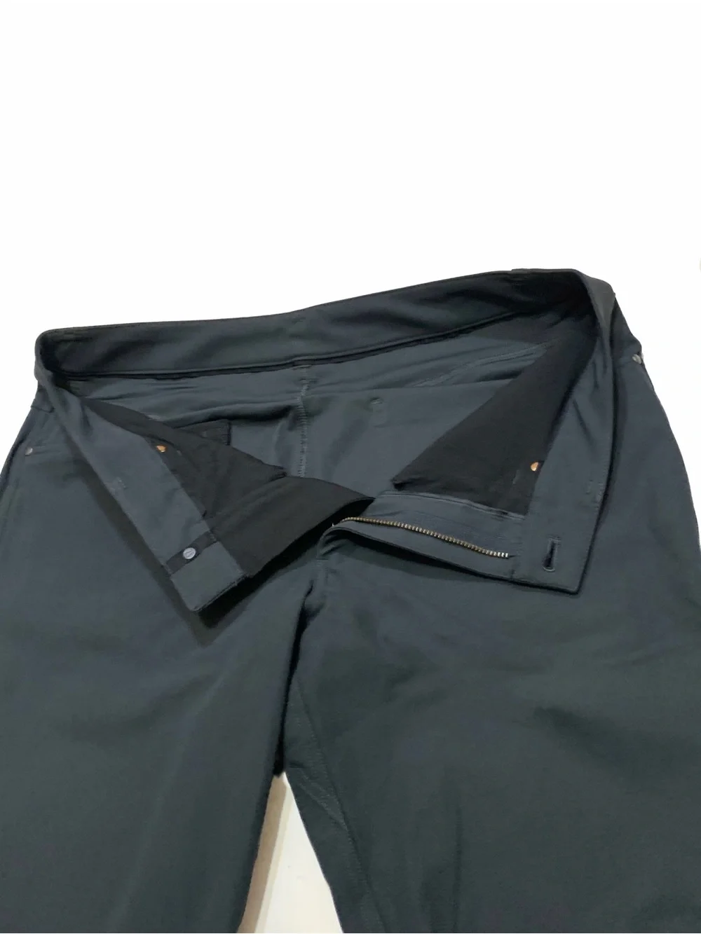 32 X 30 / Lululemon ABC pants